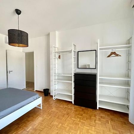 Leia Home W/Private Parking In Old Town Триест Экстерьер фото
