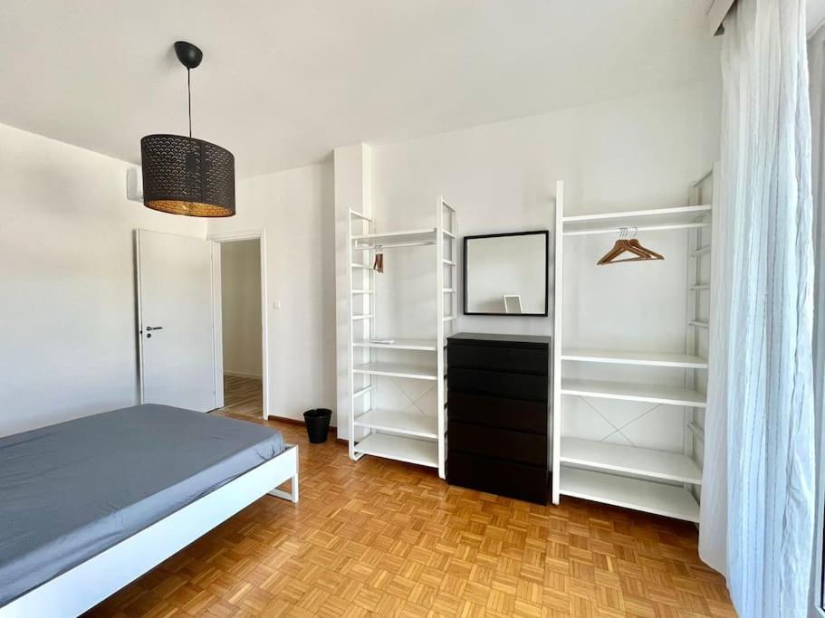 Leia Home W/Private Parking In Old Town Триест Экстерьер фото